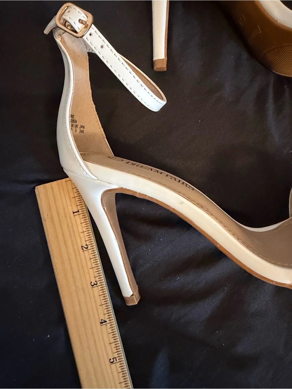 Dream Pairs chic white